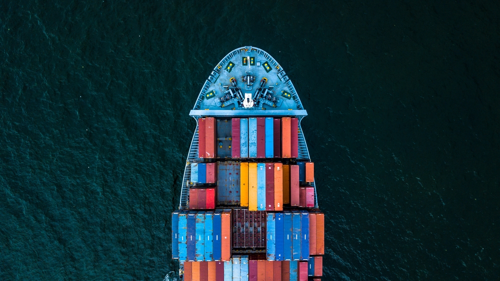 container, ship, carrying, cargo, in, water